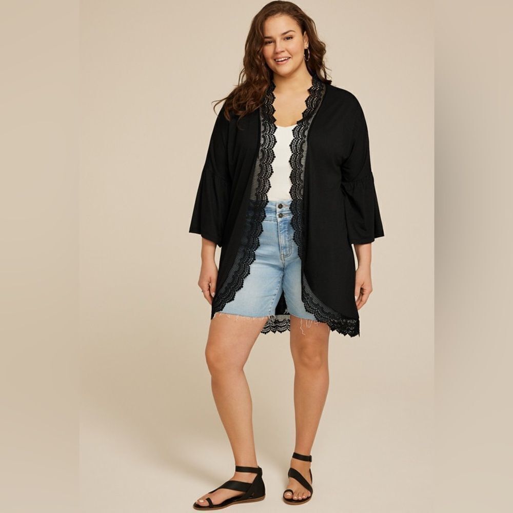 DAVI & DANI Black Lace Trim Kimono Cardigan